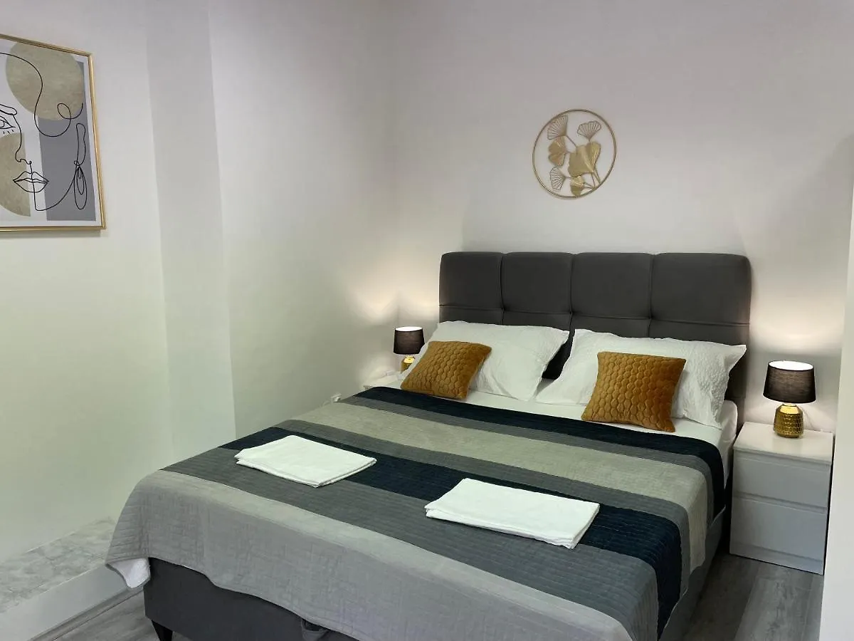 Apartment Studio Beauty In Centar Pola